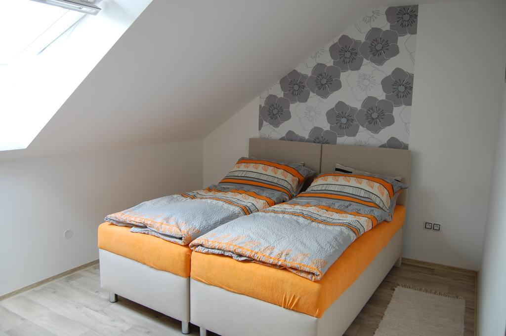 Apartman Cafe U Kordulky Ratiskovice Екстер'єр фото